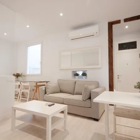 Apartamento Con Encanto En Opera Madrid Esterno foto